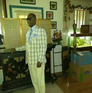 Meet your Posher, Jamier